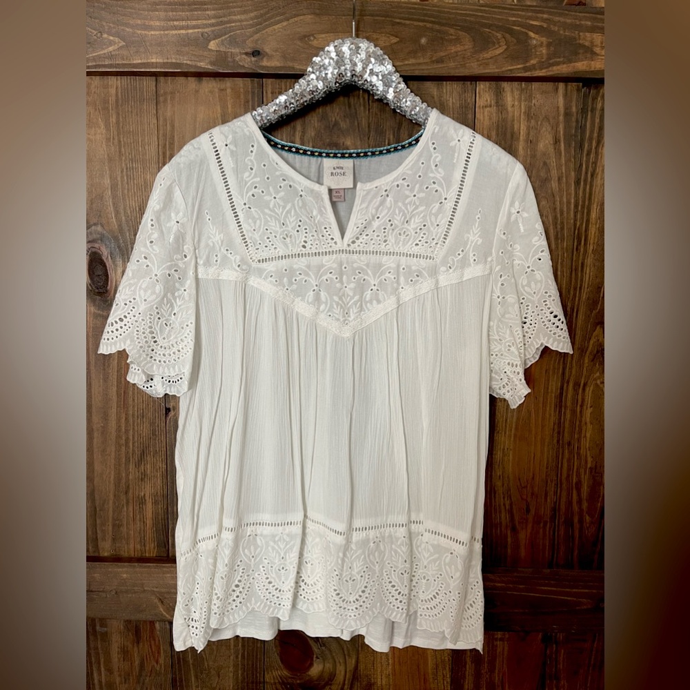 White eyelet top-like new!